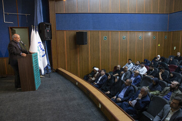 اولین اکران عمومی مستند «شاخه‌ای روی آب»