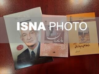 نشست عصری با «غلامعلی وحید مازندرانی»، مترجم و پژوهشگر در ساری برگزار شد