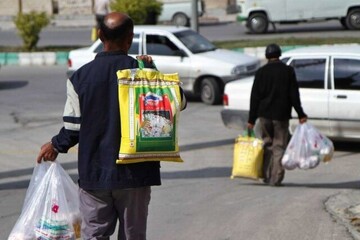 ارائه درخواست بازنگری دستمزد به شورای عالی کار/بن خواربار و حق تاهل افزایش یابد