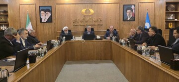 دیدار اعضای کمیسیون انرژی و عمران مجلس با محمد اسلامی