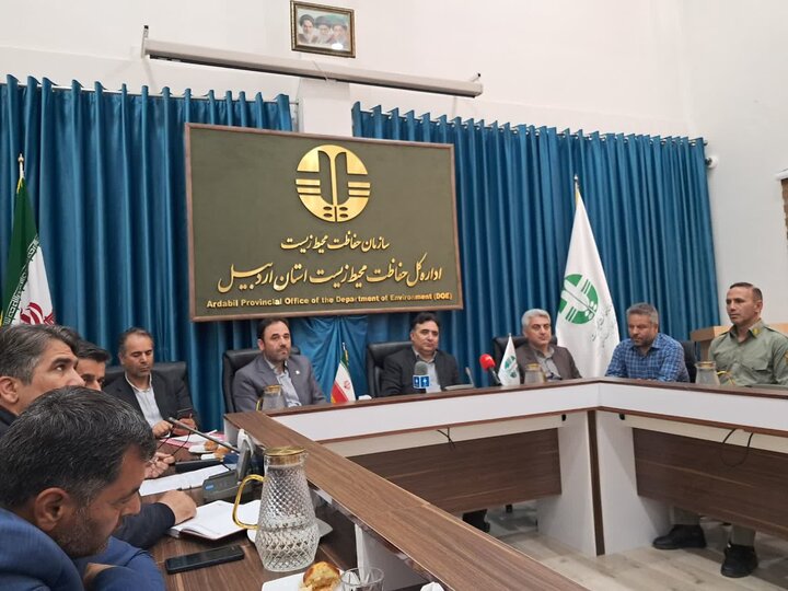 ۱۵۰ تن گونه مهاجم کاراس از دریاچه نئور جمع آوری شده است