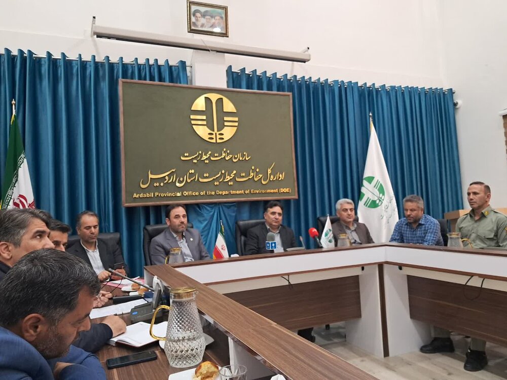 ۱۵۰ تن گونه مهاجم کاراس از دریاچه نئور جمع آوری شده است