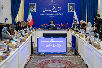 نشست خبری سید ستار هاشمی، وزیر ارتباطات و فناوری اطلاعات