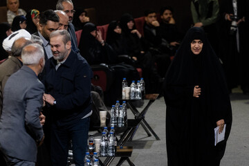 طاهره طهرانچی، فرزند شهید طهرانچی در مراسم بزرگداشت شهادت دکتر محمدمهدی طهرانچی
