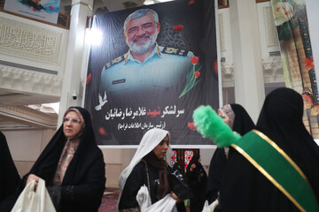 بزرگداشت سرلشکر شهید احمد جعفری و سرلشکر شهید غلامرضا رضائیان - حرم شاهچراغ (ع)