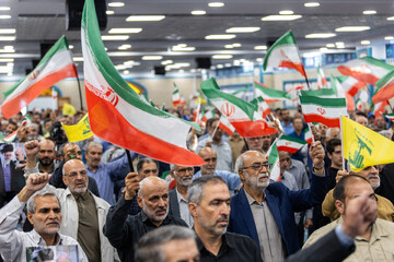 مراسم بزرگداشت شهدای اقتدار ایران