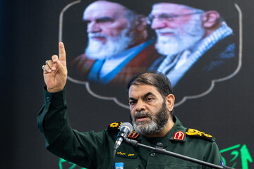 مراسم بزرگداشت شهدای اقتدار ایران