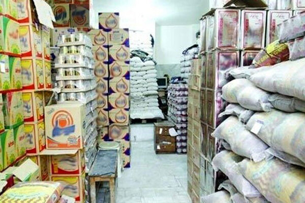 کشف ۲ انبار غیرمجاز کالای اساسی در میرجاوه