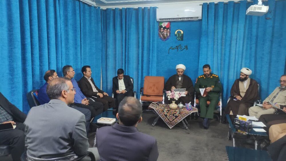 لزوم حفظ انسجام و وحدت جامعه در برابر دوقطبی‌سازی 