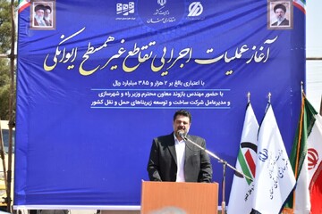 نماینده گرمسار: نگاه متوازن به همه مناطق استان در دستور کار قرار گرفته است