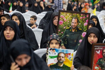 مراسم بزرگداشت سالگرد شهادت سردار شهید دکتر حسین سلامی و شهدای جنگ 12 روزه - اصفهان