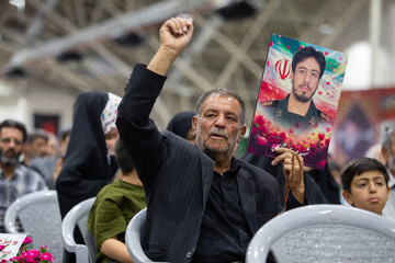 مراسم بزرگداشت سالگرد شهادت سردار شهید دکتر حسین سلامی و شهدای جنگ 12 روزه - اصفهان