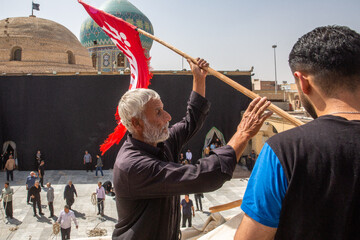 برپایی خیمه محرم در صحن امامزاده موسی مبرقع(ع) - قم