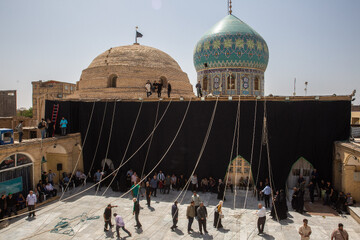 برپایی خیمه محرم در صحن امامزاده موسی مبرقع(ع) - قم