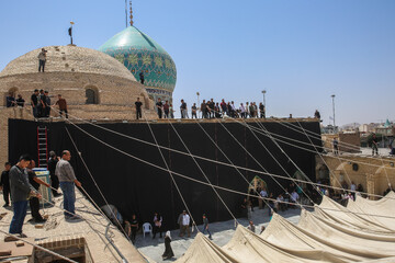 برپایی خیمه محرم در صحن امامزاده موسی مبرقع(ع) - قم