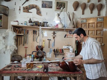 از دل چوب تا آوای وطن/ روایتی از سازگران ملایری