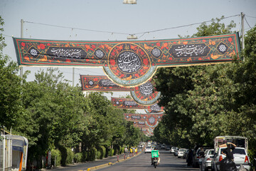 شیراز به استقبال محرم رفت/ از فضاسازی گسترده شهری تا رویدادهای هنری عاشورایی