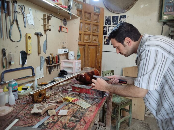از دل چوب تا آوای وطن؛ روایتی از سازگران ملایری