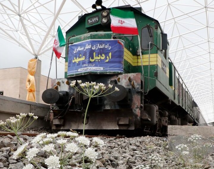 پروژه ۵۰ همتی بعد از دو دهه به سرانجام رسید/ استقبال از ریل تازهوارد