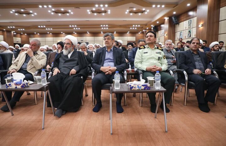 استاندار یزد: اراده ملت ایران در برابر توطئه‌ها شکست‌ناپذیر است