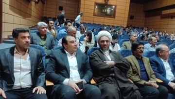 نکوداشت پیشکسوت موسیقی بم/ تجلیل از سال‌ها کنشگری هنری و اخلاقی استاد رضا ایثار
