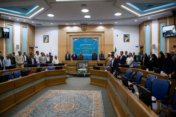 نشست خبری استاندار اصفهان و معاونان
