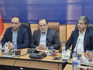 فرماندار: حفظ تیم فوتسال ساوه ضروری است اما حمایت از ورزش نباید به یک رشته محدود شود