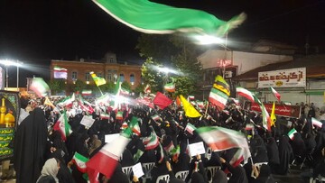 محفل قرآنی گرامیداشت شهدای اقتدار در بندرانزلی برگزار شد