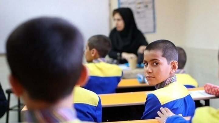 توجه ویژه به مدارس دارای بیشترین فراوانی دانش‌آموزان در معرض آسیب در استان سمنان