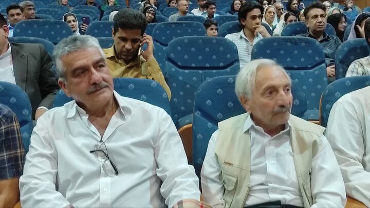 نکوداشت پیشکسوت موسیقی بم؛ تجلیل از سال‌ها کنشگری هنری و اخلاقی استاد رضا ایثار