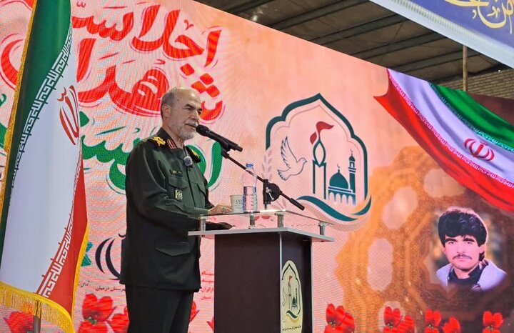 معاون سیاسی سپاه: وحدت شیعه و سنی، سد ناکامی پروژه‌های سلطه در ایران