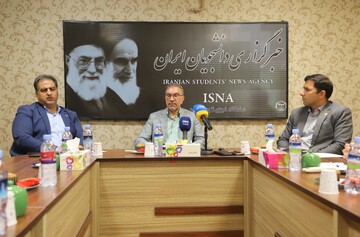 میزگردی برای «آب»