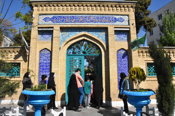 تدوین طرح انتخاب «روز سمنان» و ایجاد باغ مزار مفاخر سمنانی