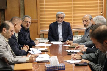 فرماندار رشت: پایداری واحدهای تولیدی نیازمند نوسازی و توسعه بازار است