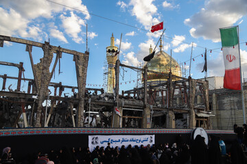 تعویض پرچم حسینیه اعظم زنجان