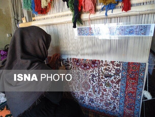 احیای فرش سیستان با ورود نسل جوان به قالی‌بافی