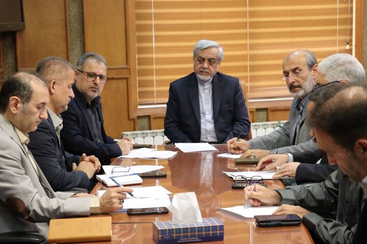 فرماندار رشت: پایداری واحدهای تولیدی نیازمند نوسازی و توسعه بازار است