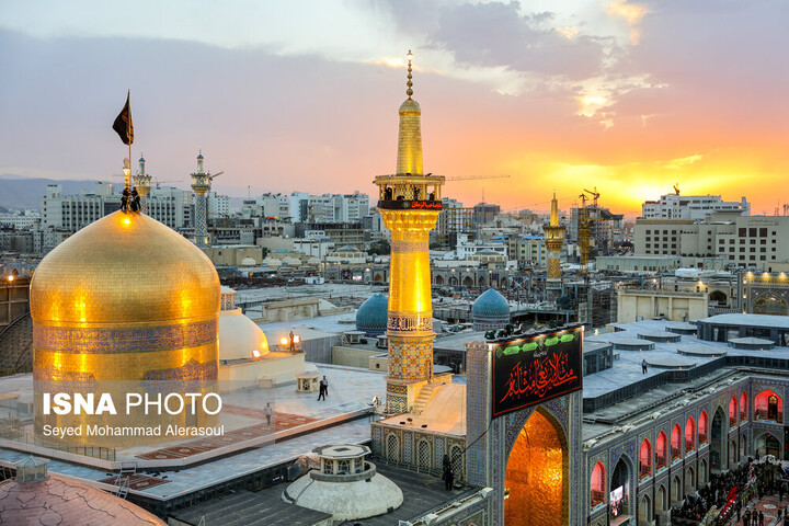 حرم مطهر رضوی در مسیر هوشمندسازی؛ از زیارت مجازی تا دستیارهای هوشمند زائر