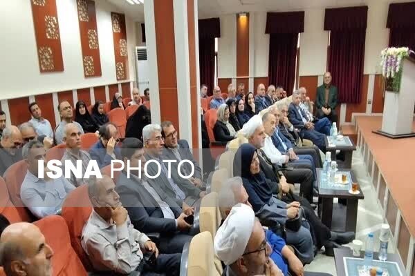 نشست داستان یک کتاب، یک نویسنده با محوریت کتاب «در امتداد امید» برگزار شد