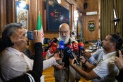 حضور زاکانی در شورا برای ارائه گزارش درباره تمهیدات شهرداری برای مراسم تشییع رهبر شهید