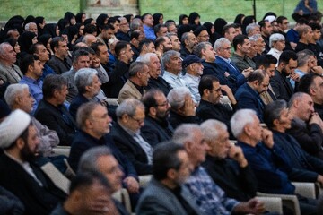 تجدید میثاق وزیر و کارکنان جهاد کشاورزی با آرمان‌های امام خمینی (ره)