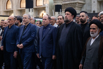 سیدحسن خمینی، تولیت حرم مطهر امام و  غلامرضا نوری قزلجه، وزیر جهاد کشاورزی در مراسم تجدید میثاق کارکنان جهاد کشاورزی با آرمان‌های امام خمینی (ره)