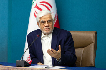 عارف: مردم اصلی‌ترین میزبانان بدرقه آقای شهید ایران هستند
