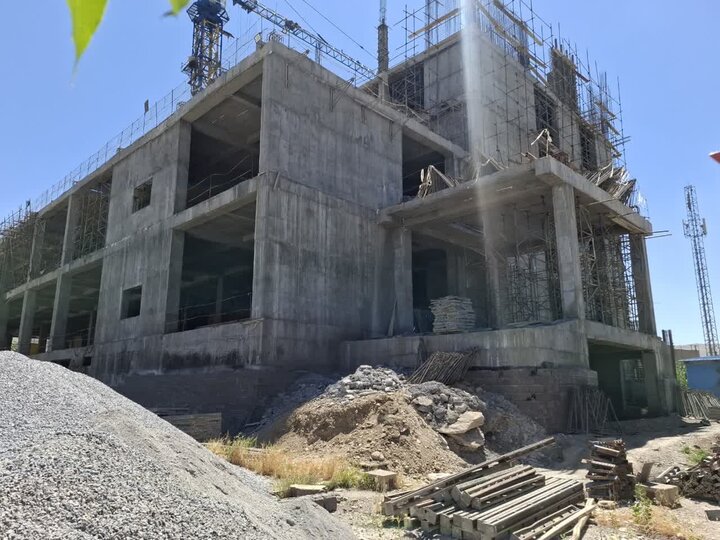 اتمام فاز نخست بیمارستان آموزشی_درمانی ۱۲۸ تختخوابی اسدآباد در تابستان سال جاری
