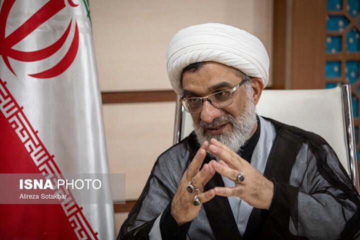 دانشگاه‌ها در توسعه علوم نوظهور و تدوین نقشه جامع علمی مشارکت کنند