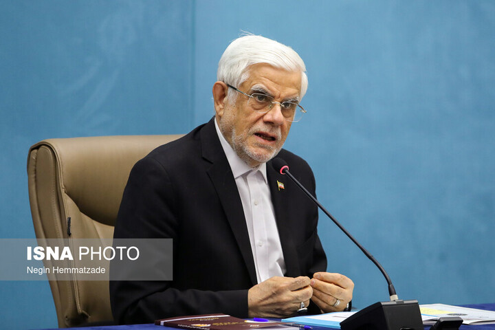 عارف: از این پس پاسخ ما «نامتوازن»، «چندلایه» و «سلب‌کننده امنیت متجاوز» خواهد بود