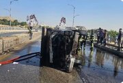 واژگونی و حریق نیسان در شیراز ۶ مصدوم بر جای گذاشت