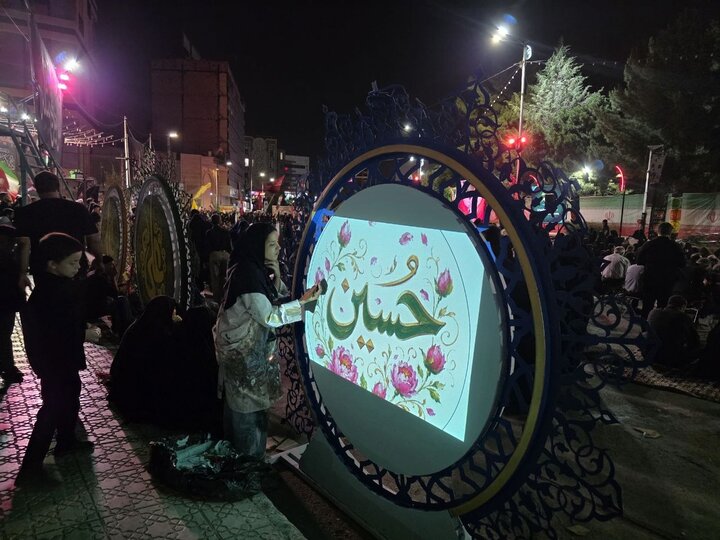 «حسینیه کرمان»؛ تلفیق سیاست، دین و هنر در میدان