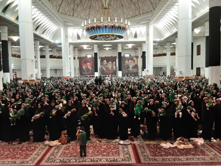 گردهمایی ارتش کوچکهای ولایت در آستان شاهچراغ(ع) / میثاق دوباره با خون شیرخواران حسینی