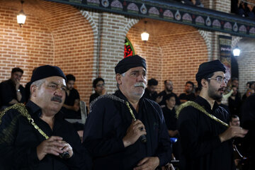 اجتماع عزاداران حسینی در حسینیه مرحوم میرزا محسن مجتهد اردبیلی